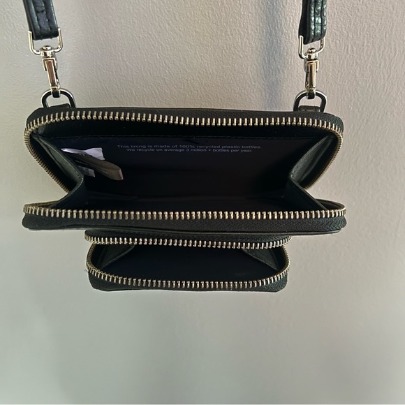 Matt and Nat small Crossbody bag - Picture 5 of 7